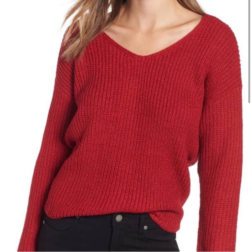 NEW NWT ASTR the label twist back sweater revolve v-neck holiday chunky knit